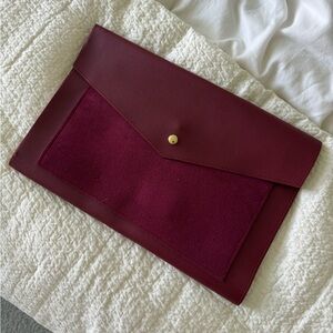 Portfolio Clutch
